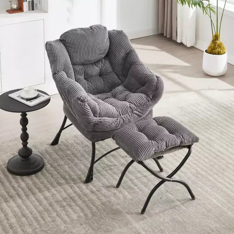 Poltrona accent lounge moderna con pouf, braccioli e tasca laterale