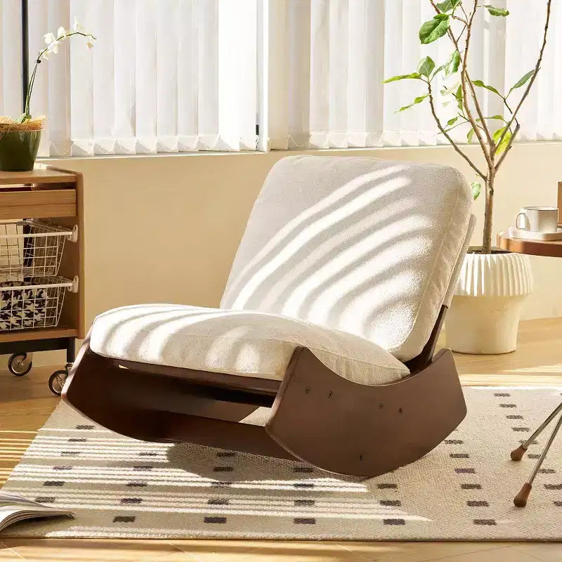 Poltrona a dondolo con accento Glider con struttura in legno e rivestimento in velluto a coste
